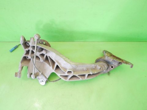 Zwrotnica piasta wahacz lewy tył 33.32-6780001 MINI COOPER R56 1.6 06-10