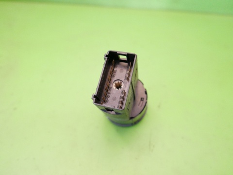 Włącznik przełącznik świateł 6R0941531D VW POLO 6R V 5D HB 09-14