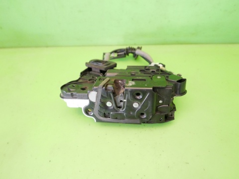 Zamek drzwi przód lewy 7 pin 5K1837015B VW POLO 6R V 5D HB 09-14