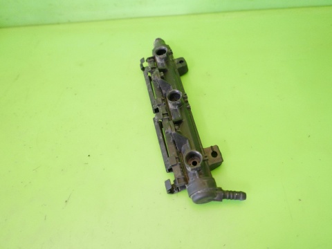 Listwa wtryskowa 03E133320A VW POLO 6R V 1.2 12V 5D HB 09-14