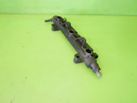 Listwa wtryskowa 03E133320A VW POLO 6R V 1.2 12V 5D HB 09-14