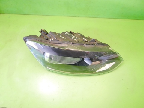 Reflektor lampa przód prawa 6R1941016E VALEO VW POLO 6R V 1.2 12V 09-14