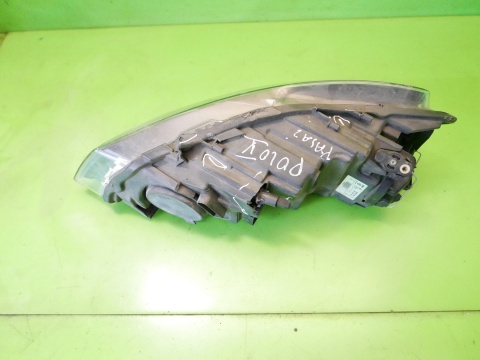 Reflektor lampa przód prawa 6R1941016E VALEO VW POLO 6R V 1.2 12V 09-14