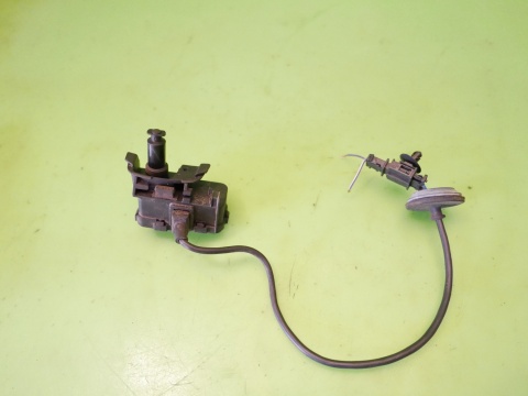Rygiel zamek klapki paliwa 6R0810773D VW POLO 6R V 5D HB 09-14