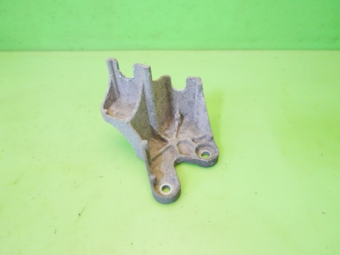 Łapa linek zmiany biegów 55354120 OPEL VECTRA C FL 1.8 16V 05-08