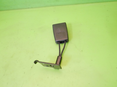 Zapięcie zatrzask pasa lewy tył 13202404F OPEL VECTRA C FL SEDAN 05-08