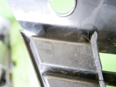 Grill atrapa chłodnicy 6R0853653B VW POLO 6R V 5D HB 09-14