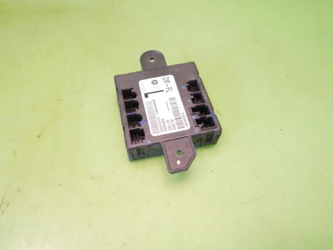 Moduł sterownik drzwi lewy przód (P)05026613AH FIAT FREEMONT I 11-15