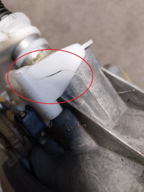 Lewarek dźwigia wybierak 5 biegów 6Q0711061F VW POLO 6R V 1.2 12V 09-14
