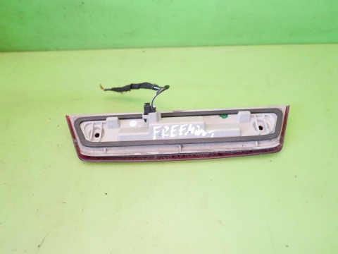 Lampka światło stop MAGNA 05116302AD FIAT FREEMONT I 11-15
