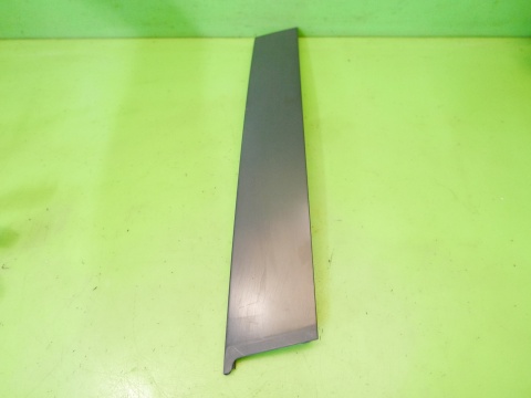 Listwa słupka drzwi lewa tył 13192857 OPEL VECTRA C FL SEDAN 05-08