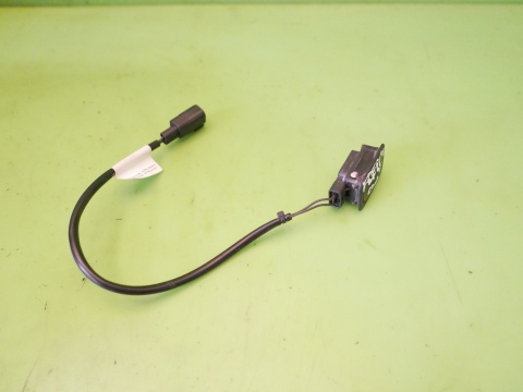 Mikrostyk klapy tył bagażnika 68080582AA 9410-0316-000 FIAT FREEMONT I 11-15