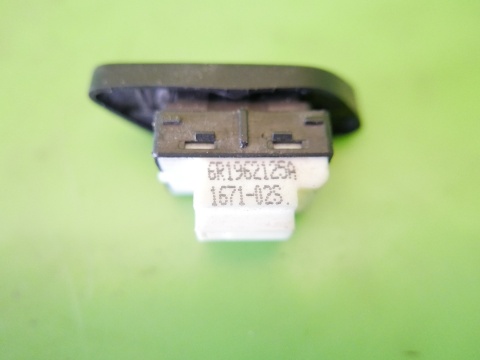 Przełącznik blokady drzwi 6R1962125A VW POLO 6R V 1.2 12V 5D HB 09-14