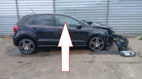 Szyba drzwi przód prawa 6R6845202A VW POLO 6R V 5D HB 09-14