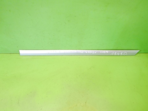 Listwa drzwi tył lewa Z157 13101650 OPEL VECTRA C FL SEDAN 05-08