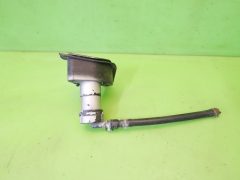 Dysza spryskiwacz reflektora lampy lewy 13183117 OPEL VECTRA C FL 05-08