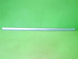 Listwa drzwi przód prawa Z157 464192822 OPEL VECTRA C FL SEDAN 05-08