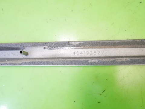 Listwa drzwi przód prawa 13101649 Z157 OPEL VECTRA C FL SEDAN 05-08