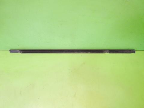 Listwa zgarniająca tył lewa OPEL VECTRA C FL SEDAN 1.8 16V 05-08