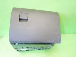 Schowek przód prawy pasażera 13232674 OPEL VECTRA C FL SEDAN 05-08