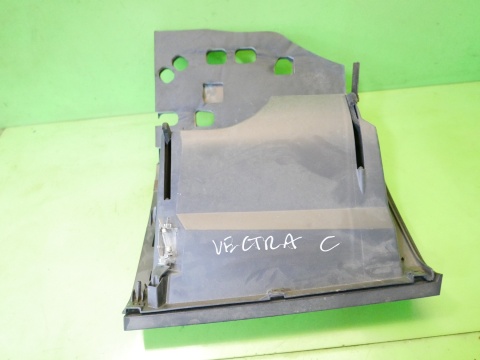 Schowek przód prawy pasażera 13232674 OPEL VECTRA C FL SEDAN 05-08