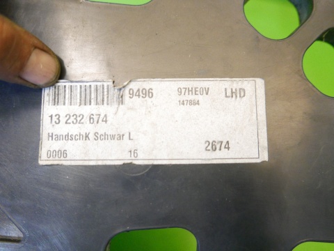 Schowek przód prawy pasażera 13232674 OPEL VECTRA C FL SEDAN 05-08