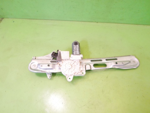 Podnośnik mechanizm szyby tył lewy 24414776 LH OPEL VECTRA C FL SEDAN 05-
