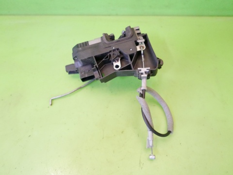 Zamek drzwi przód prawy 13210765QL 5 pinów OPEL VECTRA C FL SEDAN 05-08
