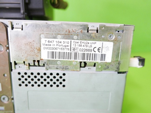 Radio CD30MP3 13188479 + wyświetlacz 13178765 OPEL VECTRA C FL 05-08