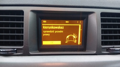 Radio CD30MP3 13188479 + wyświetlacz 13178765 OPEL VECTRA C FL 05-08