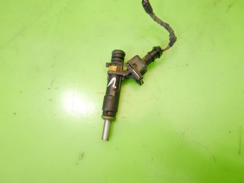 Wtryskiwacz wtrysk paliwa 55353806 OPEL VECTRA C FL 1.8 16V Z18XER 05-08