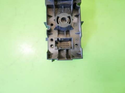 Włącznik przełącznik świateł halogenów 13177067 OPEL VECTRA C FL 1.8 16V 05-08