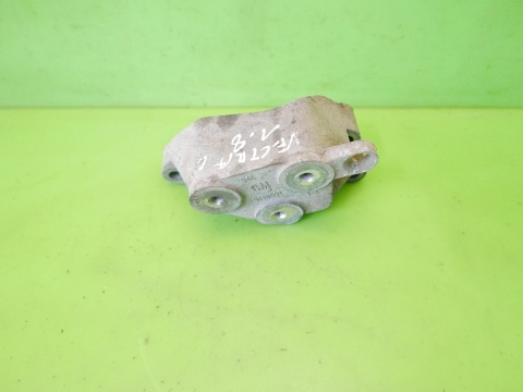Łapa mocowanie silnika 9156991 OPEL VECTRA C FL 1.8 16V Z18XER 05-08