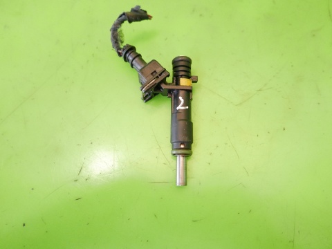 Wtryskiwacz wtrysk paliwa 55353806 OPEL VECTRA C FL 1.8 16V Z18XER 05-08
