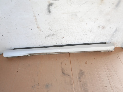 Listwa nakładka Zender na próg prawa 9270973 Z157 OPEL VECTRA C FL SEDAN 05-