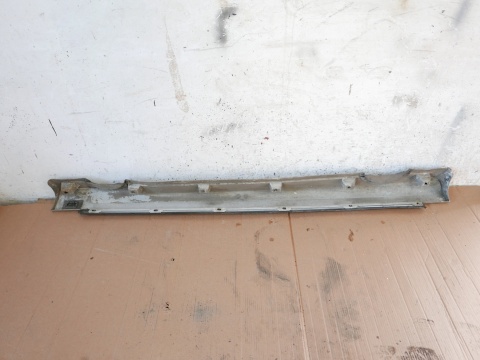 Listwa nakładka Zender na próg prawa 9270973 Z157 OPEL VECTRA C FL SEDAN 05-