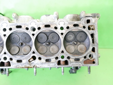 Głowica cylindrów + wałki X0526566 OPEL VECTRA C FL 1.8 16V Z18XER 05-08