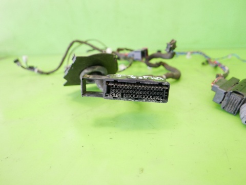 Wiązka instalacja drzwi przód lewa 13195853 OPEL VECTRA C FL 1.8 16V 05-08