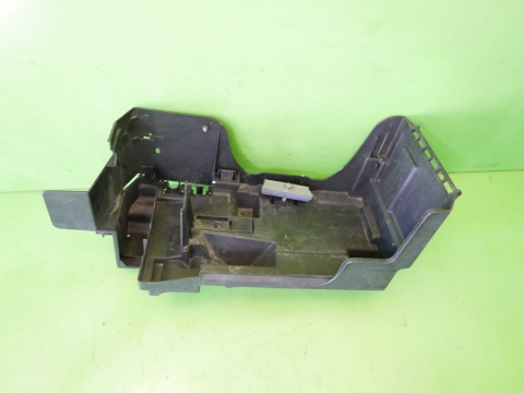 Podstawa obudowa akumulatora 09180777 OPEL VECTRA C FL 1.8 16V Z18XER 05-08