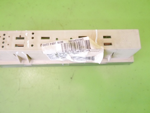 Lampka oświetlenie kabiny tył 04685928AA FIAT FREEMONT I 11-15