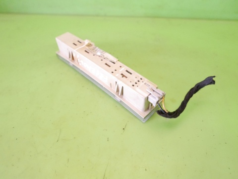 Lampka oświetlenie kabiny tył 04685928AA FIAT FREEMONT I 11-15