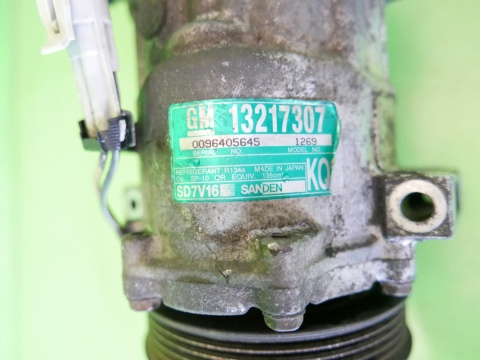 Kompresor sprężarka klimatyzacji 13217307 SD7V16 OPEL VECTRA C FL 1.8 16V
