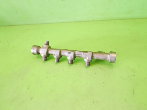 Listwa wtryskowa 55234039 0445214254 FIAT FREEMONT I 2.0 D MJET 11-15
