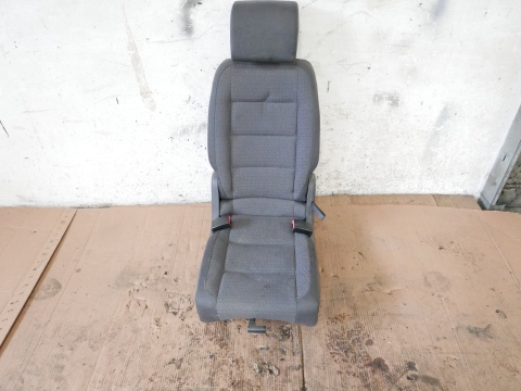 Fotel tył tylny środek środkowy VW TOURAN I 1T 2.0 TDI BKD 03-06