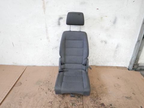 Fotel tył tylny lewy VW TOURAN I 1T 2.0 TDI BKD 03-06