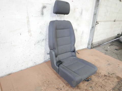 Fotel tył tylny lewy VW TOURAN I 1T 2.0 TDI BKD 03-06