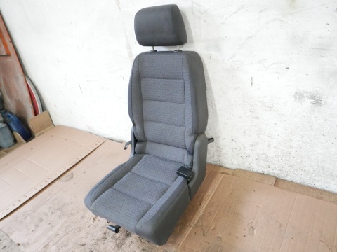 Fotel tył tylny prawy VW TOURAN I 1T 2.0 TDI BKD 03-06