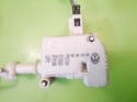 Siłownik klapki wlewu paliwa 1T0810773 VW TOURAN I 1T 2.0 TDI BKD 03-06