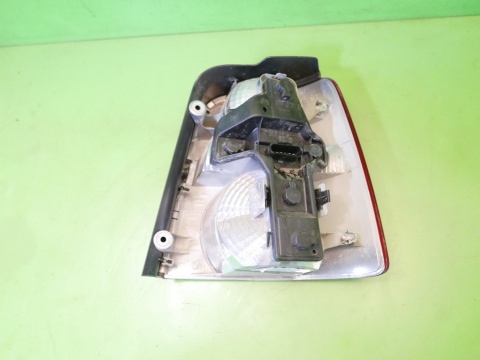 Lampa tył tylna lewa HELLA VW TOURAN I 1T 2.0 TDI BKD 03-06