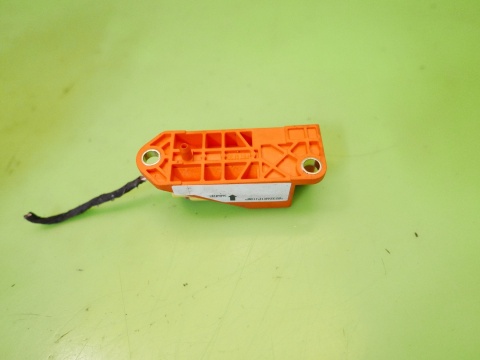 Czujnik uderzeniowy uderzenia przód prawy 1T0909606 VW TOURAN I 1T 2.0 TDI